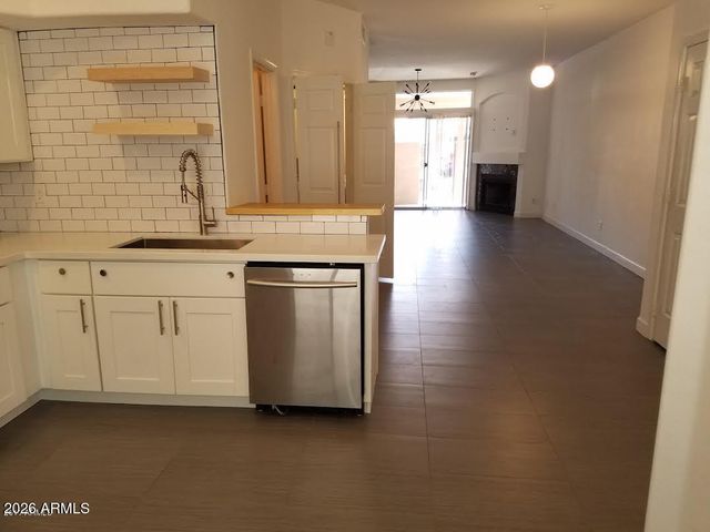 500 N Roosevelt Avenue 120, Chandler, AZ 85226