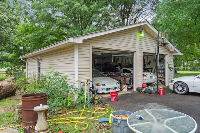 7400 Alexander Road, Olive Branch, MS 38654