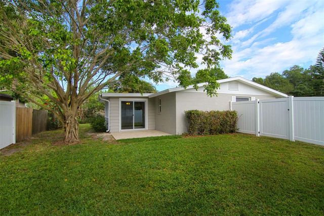3050 CONCORD STREET, Sarasota, FL 34231