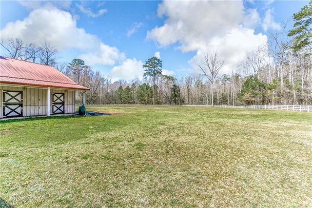 2468 Freeman Mill RD, Suffolk, VA 23438