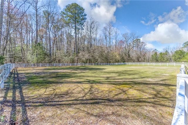 2468 Freeman Mill RD, Suffolk, VA 23438