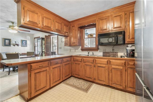 2468 Freeman Mill RD, Suffolk, VA 23438