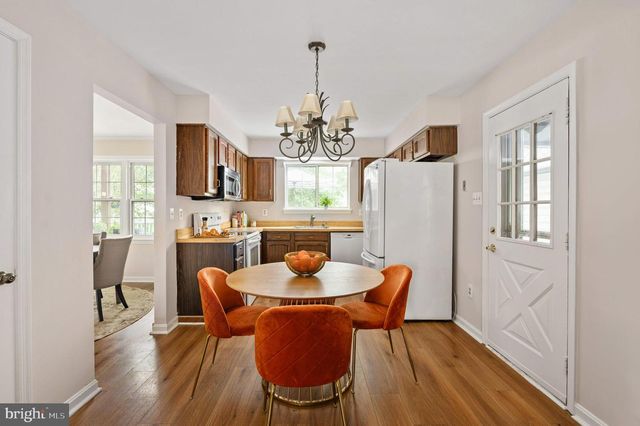 15209 GENERAL STEVENS CT, Chantilly, VA 20151