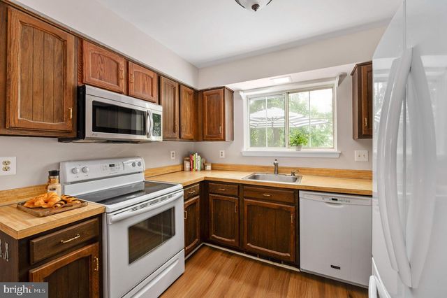 15209 GENERAL STEVENS CT, Chantilly, VA 20151