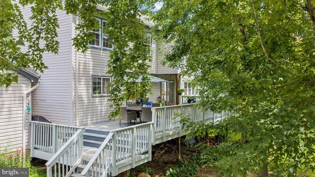 15209 GENERAL STEVENS CT, Chantilly, VA 20151