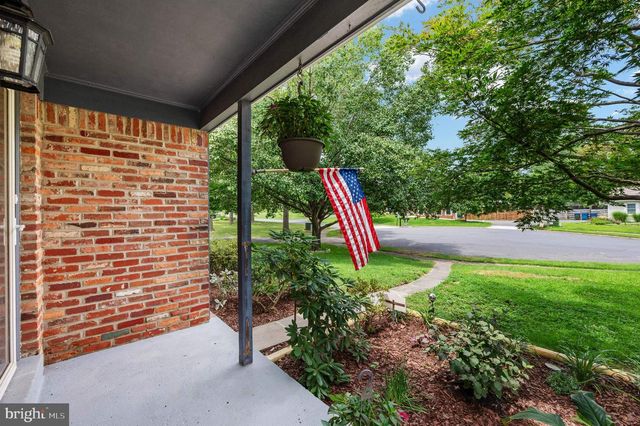 15209 GENERAL STEVENS CT, Chantilly, VA 20151