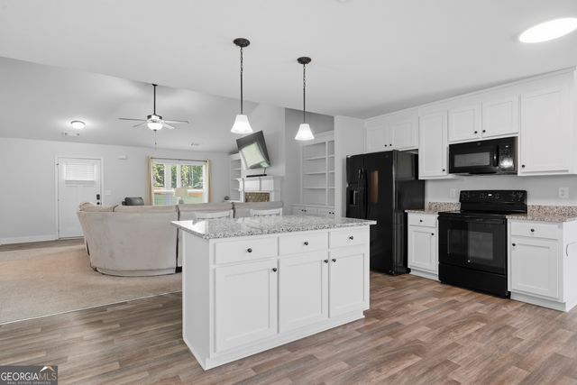 381 Riley Circle NW, Milledgeville, GA 31061