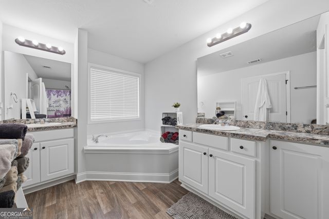 381 Riley Circle NW, Milledgeville, GA 31061