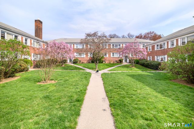 250 Glenbrook Road 38C, Stamford, CT 06906