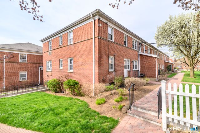 250 Glenbrook Road 38C, Stamford, CT 06906