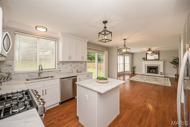 10145 Morgan Ridge Drive, Mehlville, MO 63123