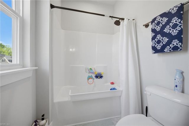 100 Sea Hero CT, Suffolk, VA 23435