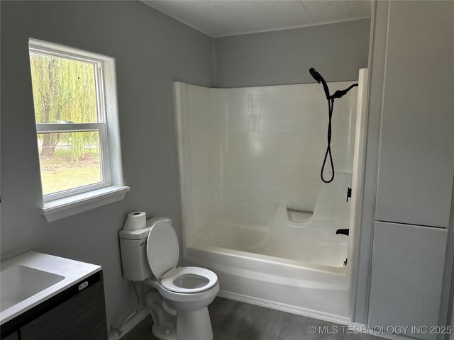 502 E Hazen Lane, Fort Gibson, OK 74434