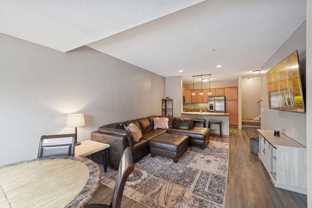 13305 Virginia Avenue S, Savage, MN 55378