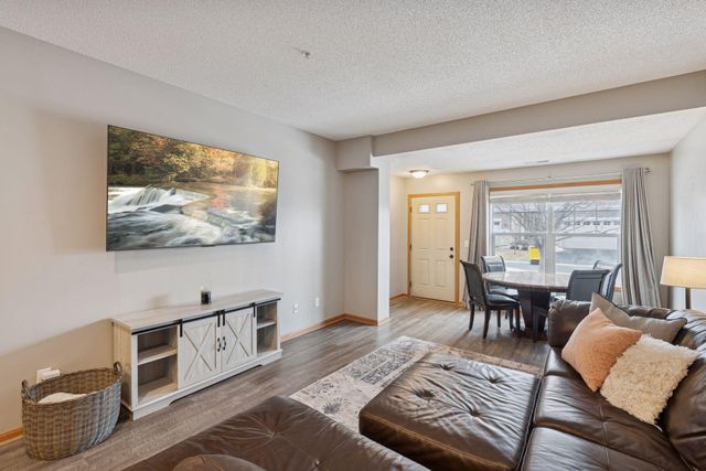 13305 Virginia Avenue S, Savage, MN 55378