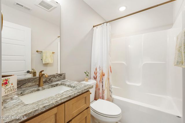 60 S Greensboro Road, Boiling Spring Lakes, NC 28461