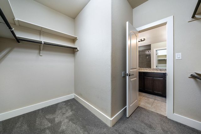 374 Madison Oaks Ave 12B, Georgetown, TX 78626