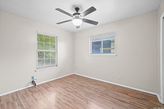 306 N Seguin Rd, Converse, TX 78109