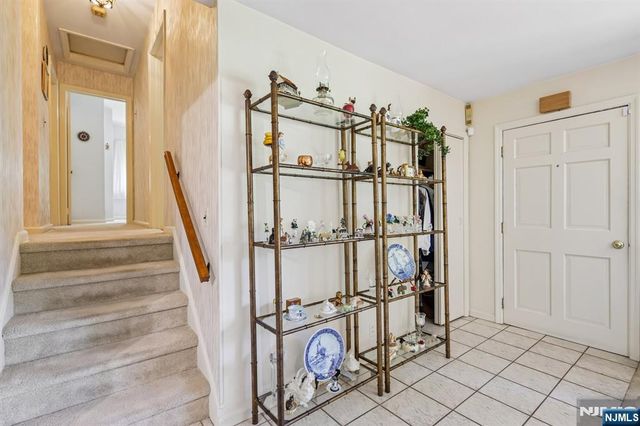 108 Kohring Circle, Harrington Park, NJ 07640