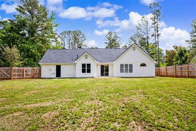 146 Jeb Stuart Drive, Newnan, GA 30265