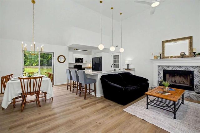 146 Jeb Stuart Drive, Newnan, GA 30265