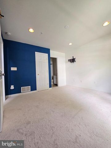 5033 KEMSLEY RD, Rosedale, MD 21237