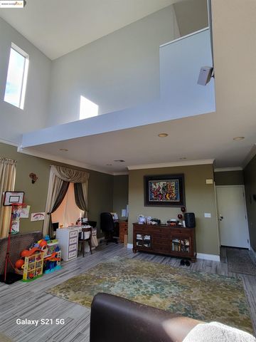 1071 Stonecrest Drive, Antioch, CA 94531