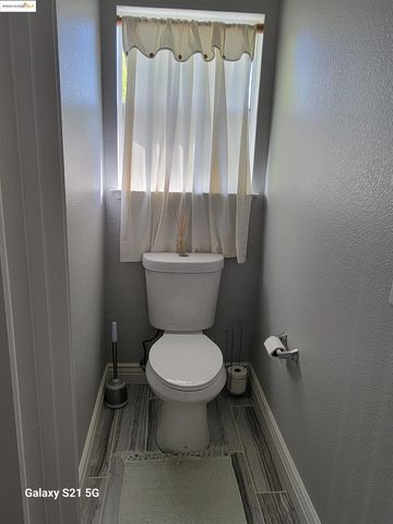 1071 Stonecrest Drive, Antioch, CA 94531