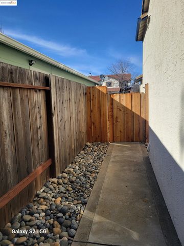 1071 Stonecrest Drive, Antioch, CA 94531