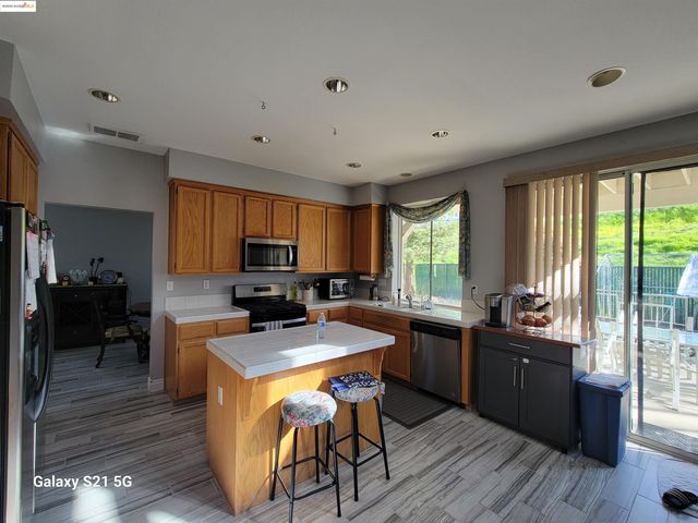 1071 Stonecrest Drive, Antioch, CA 94531