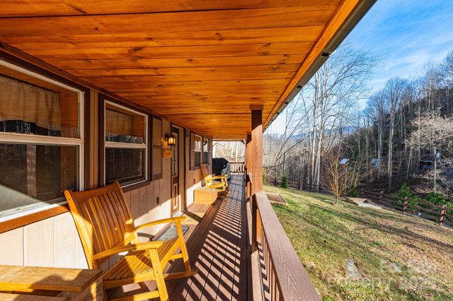 1010 & 1014 Melton Branch Road, Bakersville, NC 28705