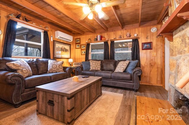 1010 & 1014 Melton Branch Road, Bakersville, NC 28705