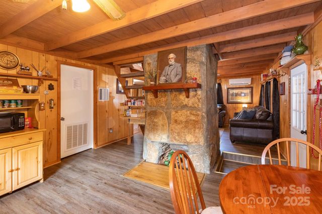 1010 & 1014 Melton Branch Road, Bakersville, NC 28705