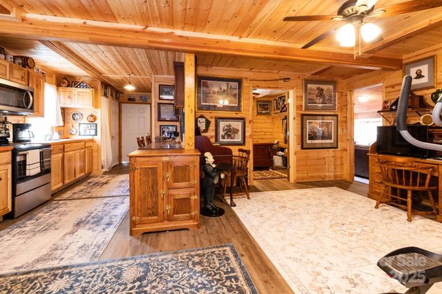 1010 & 1014 Melton Branch Road, Bakersville, NC 28705