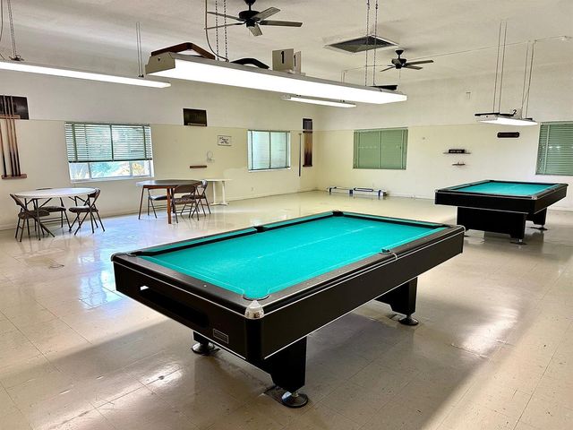 2880 Lake Osborne Drive 210, Lake Worth Beach, FL 33461