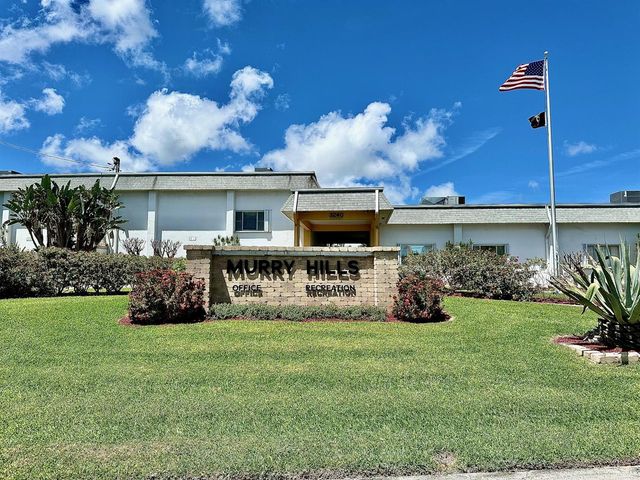 2880 Lake Osborne Drive 210, Lake Worth Beach, FL 33461