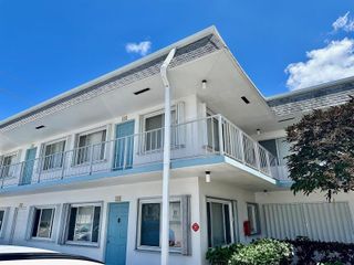 2880 Lake Osborne Drive 210, Lake Worth Beach, FL 33461