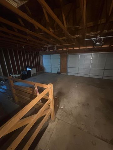 68097 Suzanne Drive, Edwardsburg, MI 49112