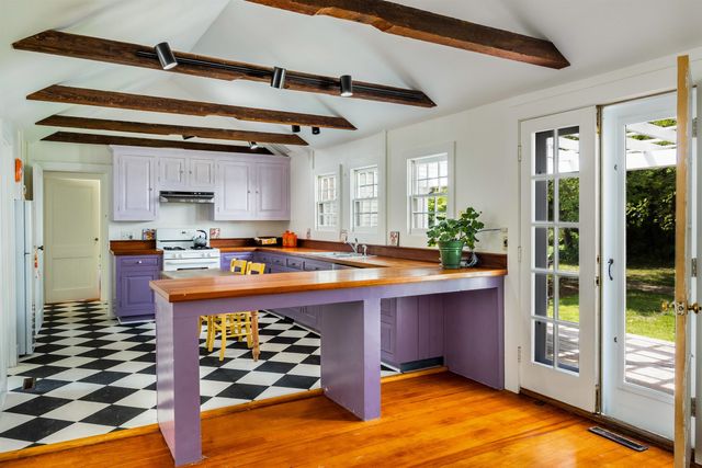 581 Whalley Road, Charlotte, VT 05445