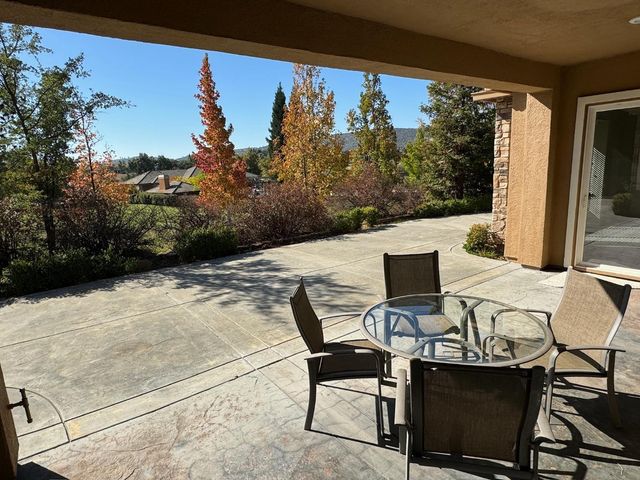 121 Quail Meadow Ln, Copperopolis, CA 95228