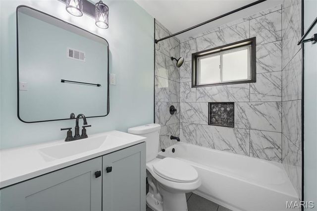 10230 Lynncrest Court, Unincorporated, MO 63136