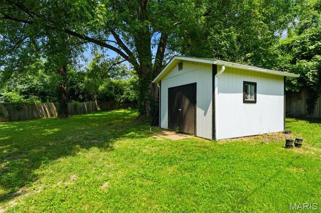 10230 Lynncrest Court, Unincorporated, MO 63136