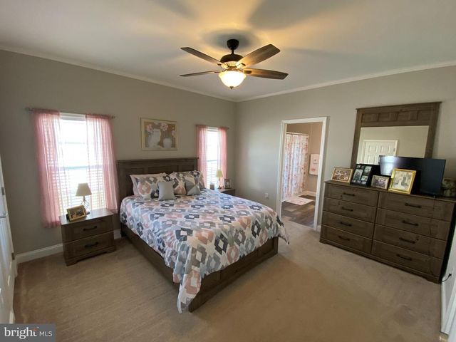 47 DAPHNE CT, Douglassville, PA 19518