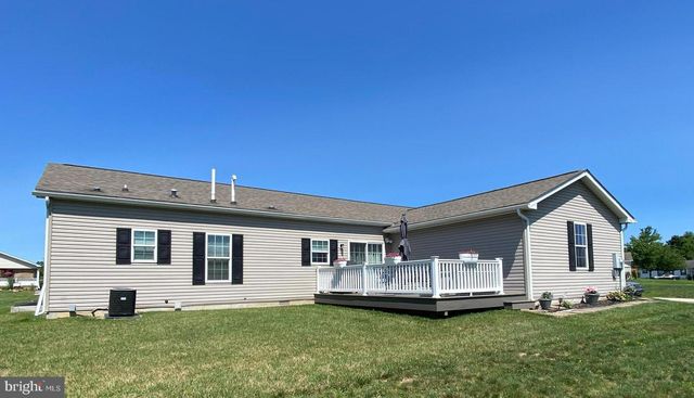 47 DAPHNE CT, Douglassville, PA 19518