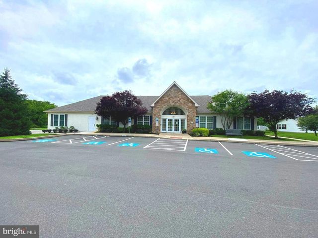 47 DAPHNE CT, Douglassville, PA 19518