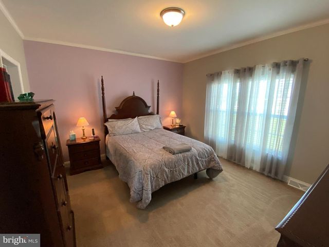 47 DAPHNE CT, Douglassville, PA 19518