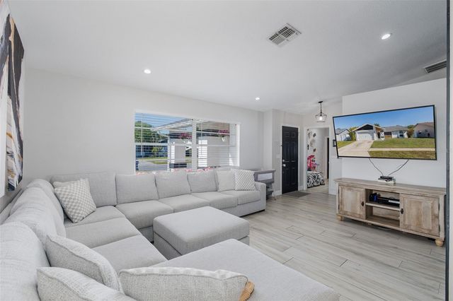 9135 HAWKINS COURT, New Port Richey, FL 34655