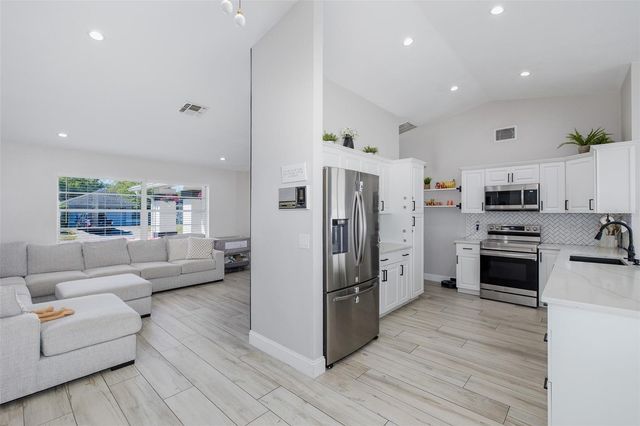 9135 HAWKINS COURT, New Port Richey, FL 34655