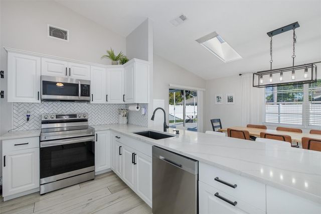 9135 HAWKINS COURT, New Port Richey, FL 34655