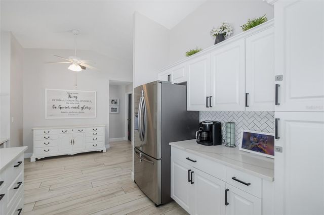 9135 HAWKINS COURT, New Port Richey, FL 34655